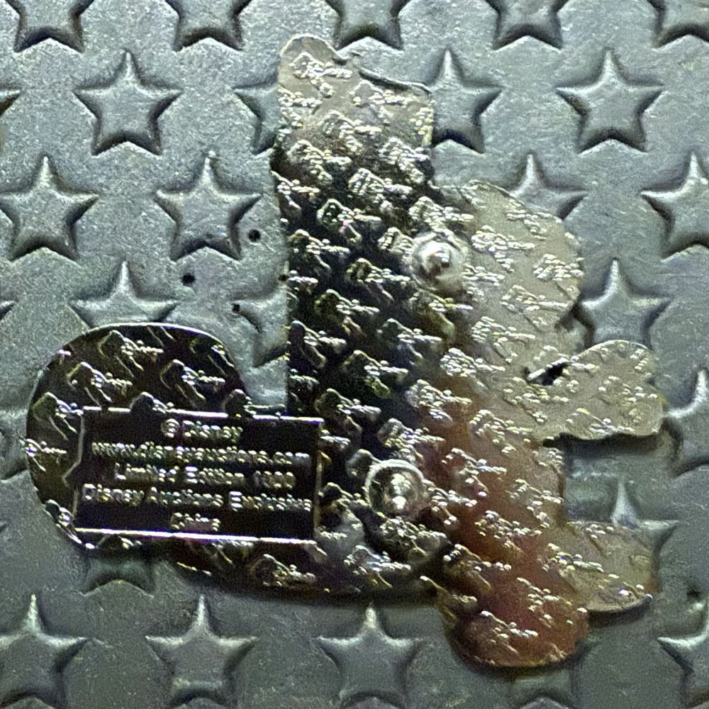 Jiminy Cricket: Candlestick - Disney Auctions pin collectible - Main Image 2