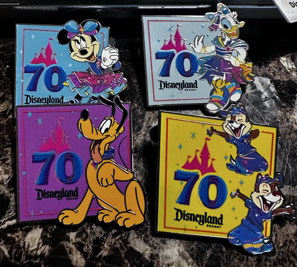 Disney Pluto Metallic 3d Sculpted Metallic