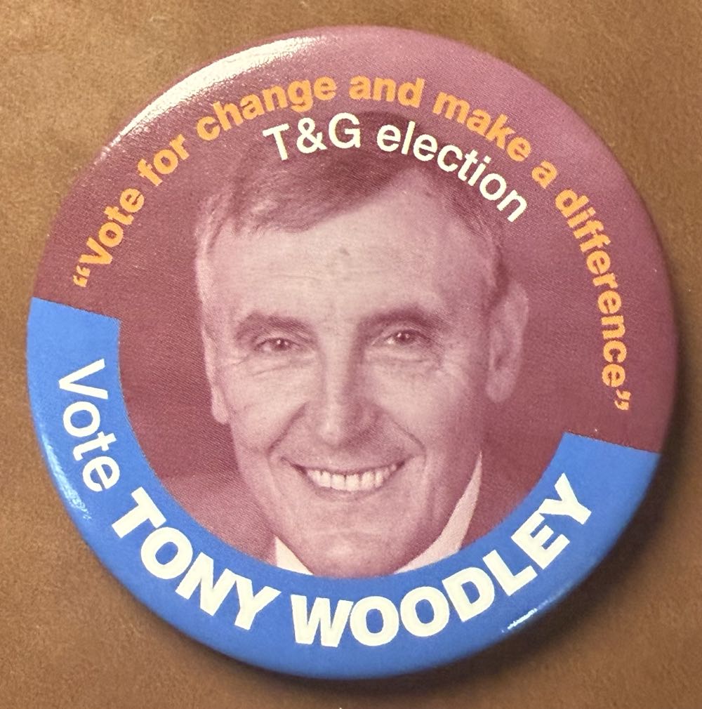 National Union of Mineworkers - Shipyard Workers Say Victory To The Miners