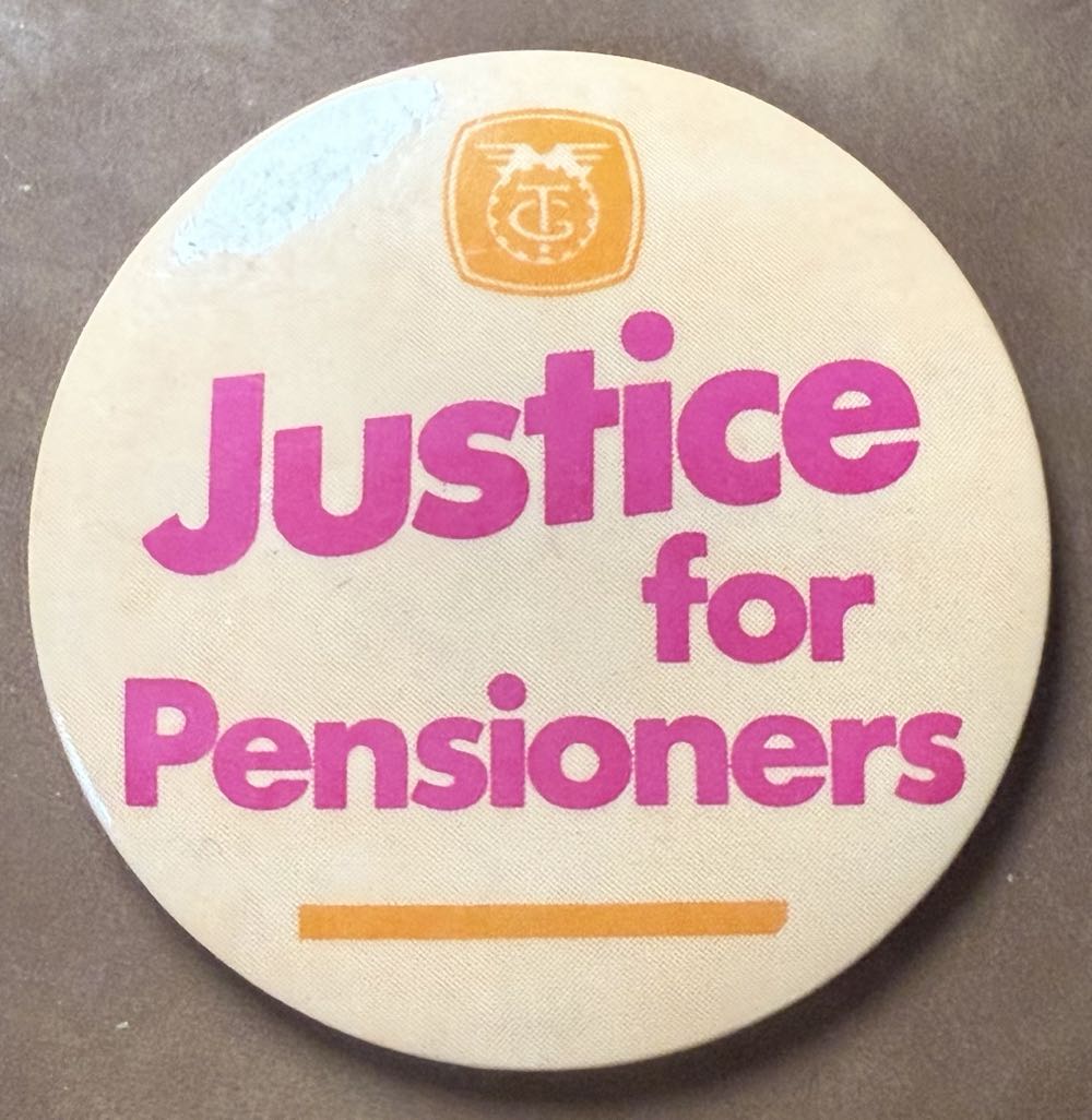 Star Wars: Poe's Helmet