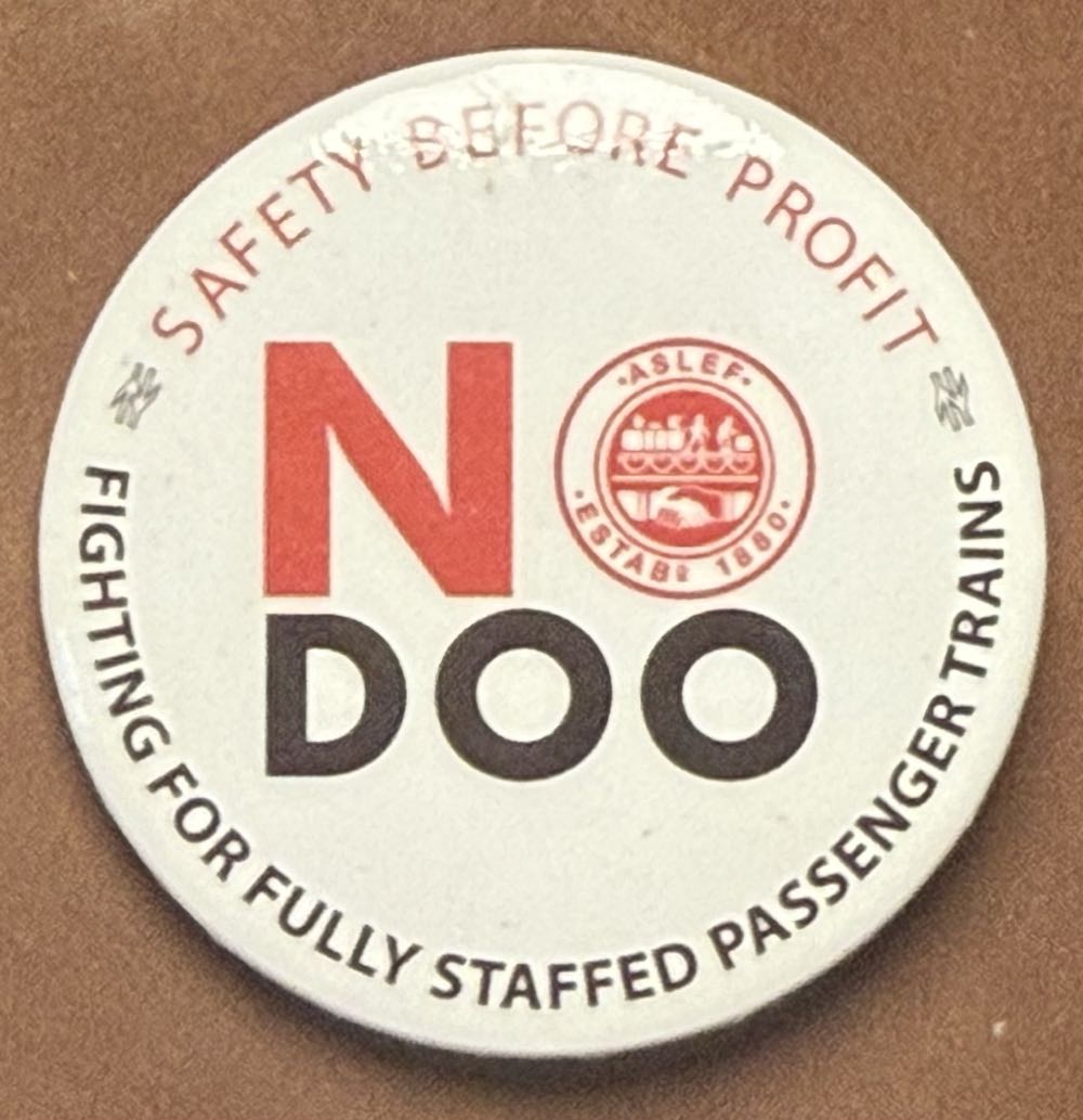 Harry Potter: Ilvermorny Crest