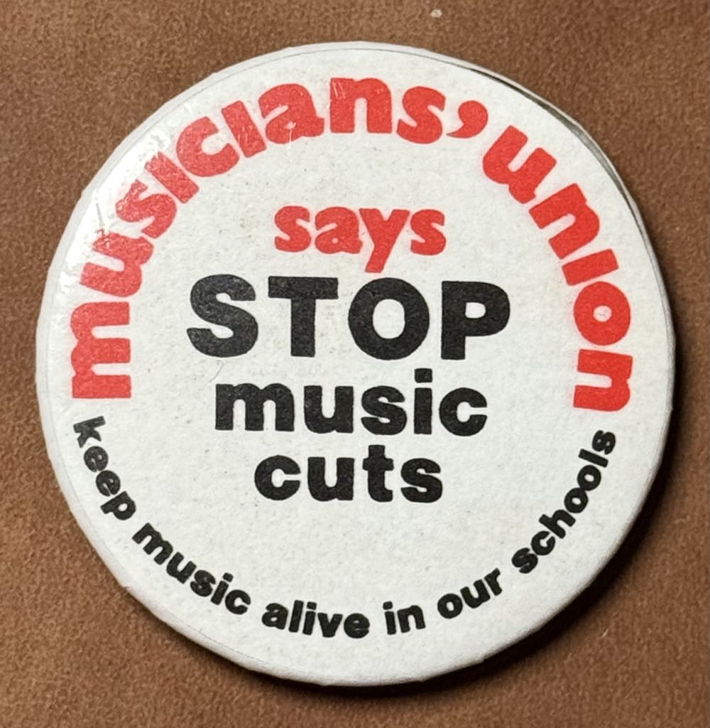 Disney Cruise Line Gingerbread Ship 2025 Holiday Pin