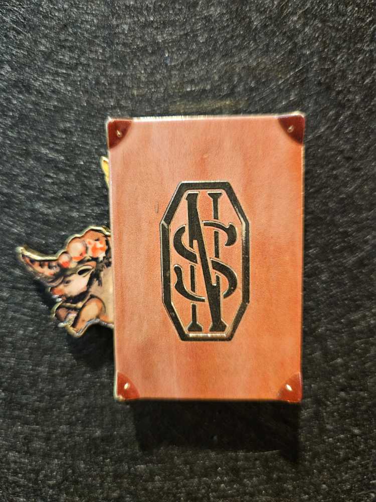 Harry Potter: Newt Suitcase 1 - Universal pin collectible [Barcode 400013777508] - Main Image 2