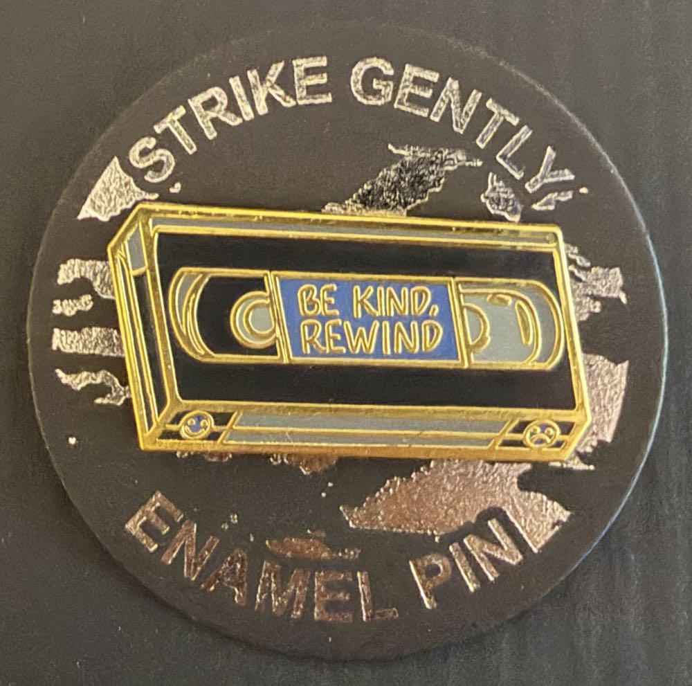 Moscow 1980 Olympic Dove Emblem Pin