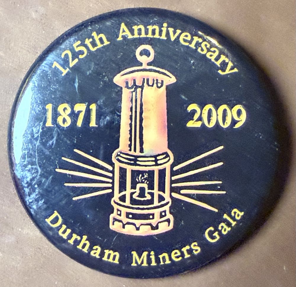 Support Forest Hill Strikers