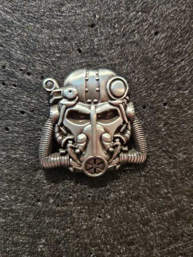 Moscow 1980 Olympic Dove Emblem Pin