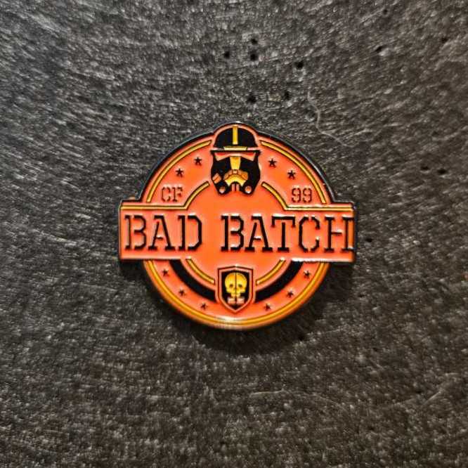 WDW - Magic Kingdom Castle - February 2000 - Pin of the Month