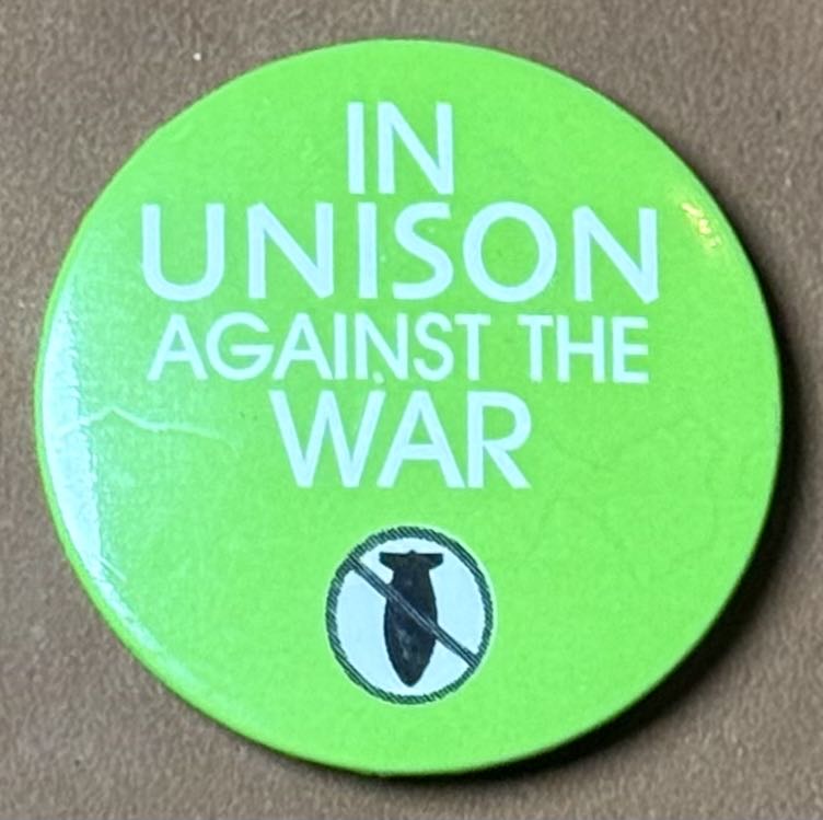 Chip & Dale - Looking Through A Ships Portal