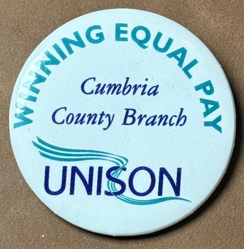 D&B Inari ’Lantern’ Enamel Pin - Jade & Lotus Pintopia 2025