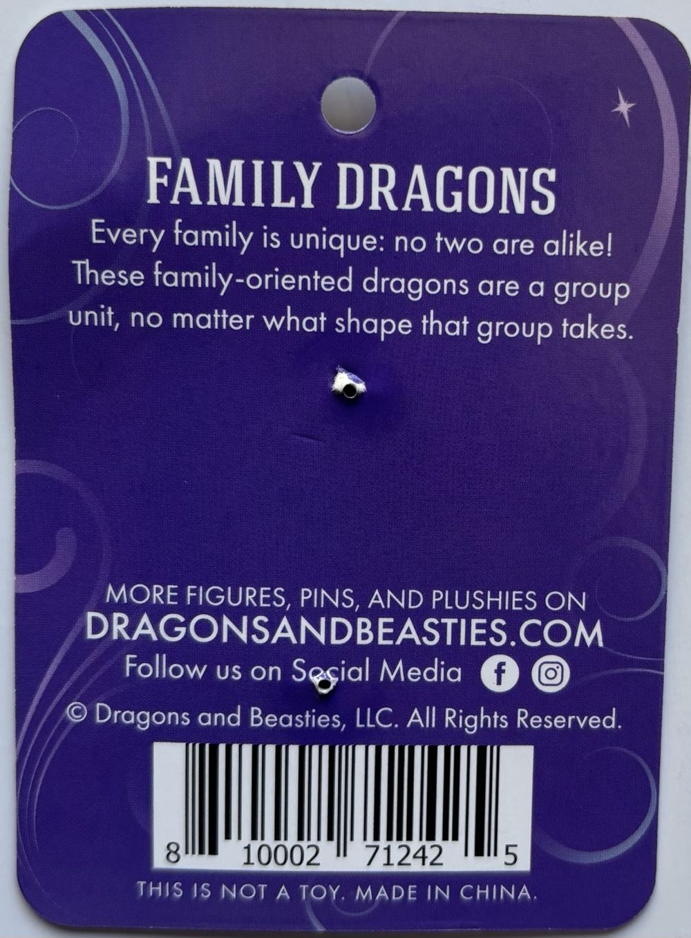 D&B Red Family Dragon - Enamel Pin pin collectible [Barcode 810002712425] - Main Image 2