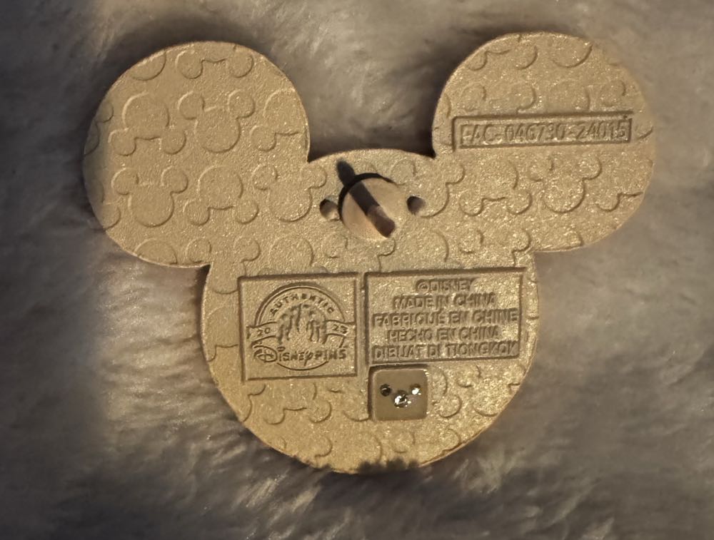 Animal Kingdom Mickey Ears  pin collectible - Main Image 2