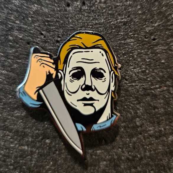 WDW - Sorcerer Mickey and Maleficent Dragon - Fantasmic - Glow In The Dark