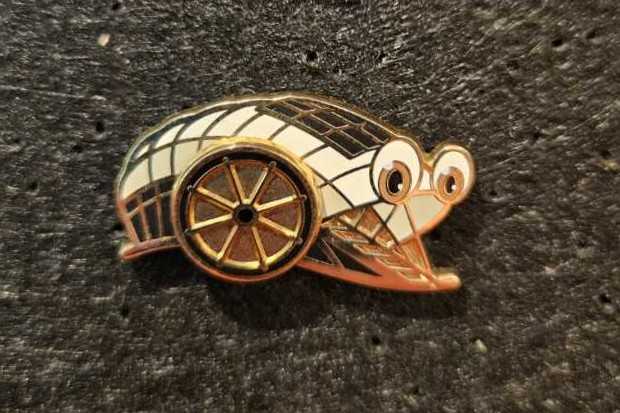 WDW - 2000 Innoventions GO NETWORK Press Dangle