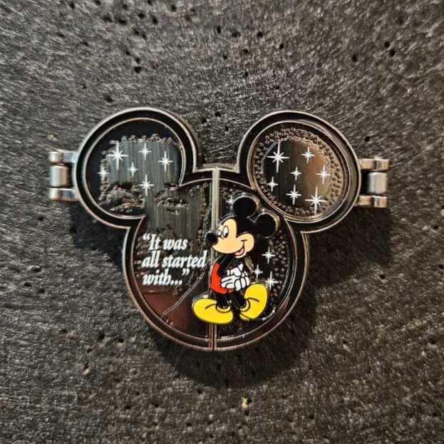 D23 Brass Set: Indiana Jones Minecart