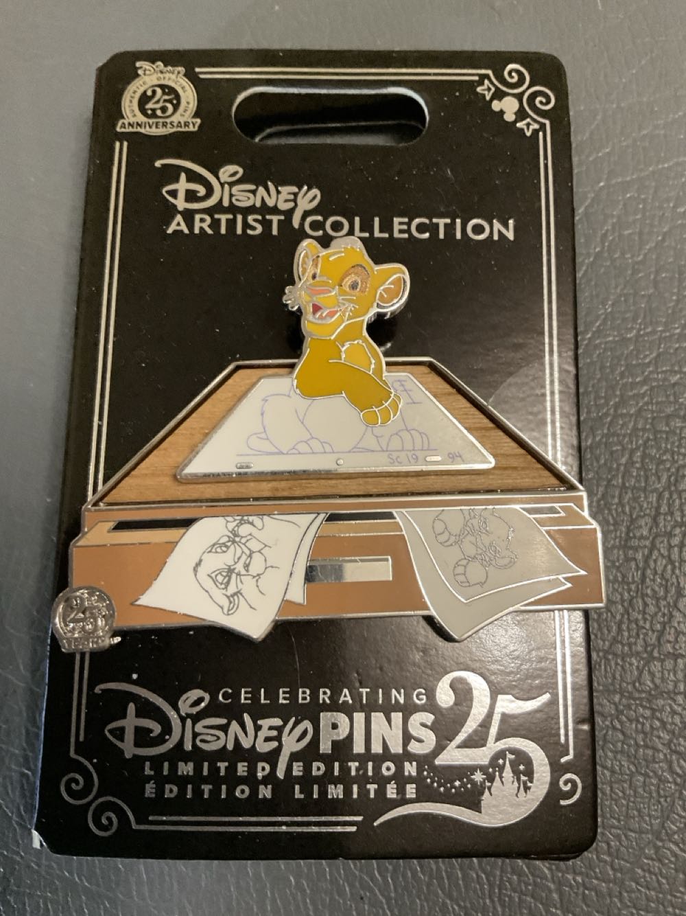 UK DS - London 2000 Set - Hitchhiking Mickey, Union Jack, White Hand