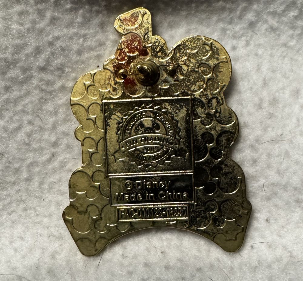 Cinderella’s Castle And Mickey Mouse  pin collectible - Main Image 2