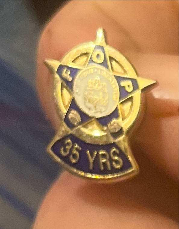 WDW - Donald, Mickey, Goofy - Hand in Hand 2000 - Name Pin