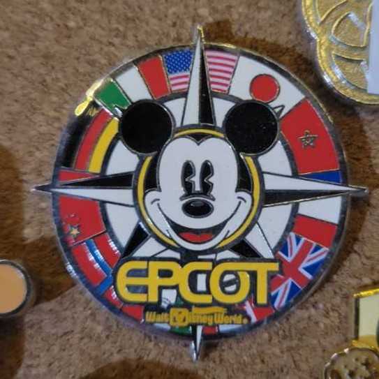 DLR - Mother's Day 2000 (Kanga and Roo)