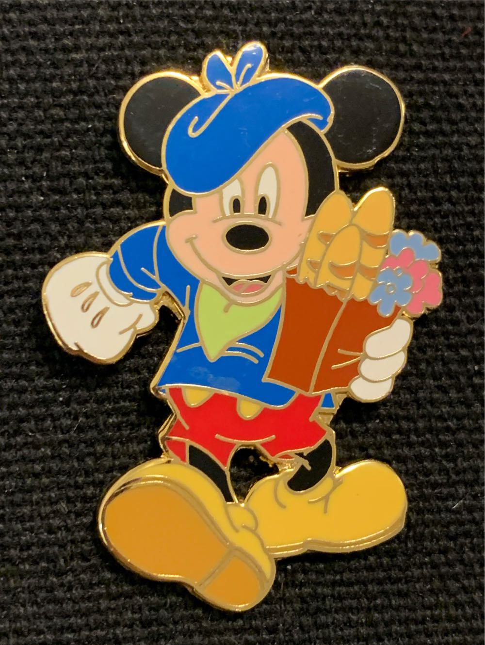 WDW - Minnie & Daisy - Super Soap Weekend 2001