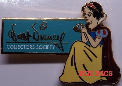 WDW - Villains - Snow Globe Parade