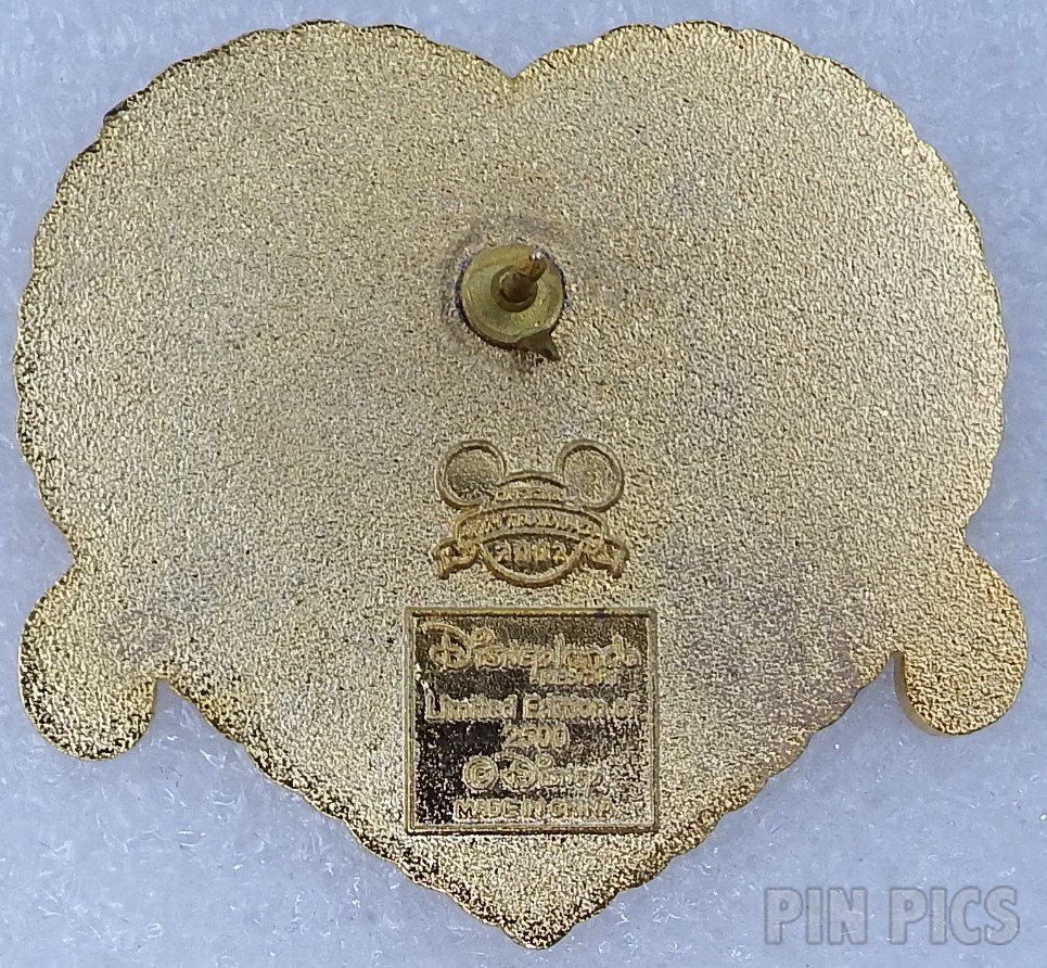 DLR - Aurora and Prince Phillip - In Heart - Valentine’s Day  pin collectible - Main Image 2