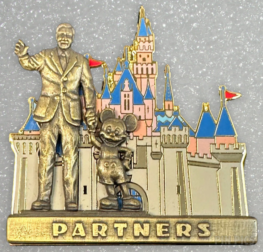 Japan - Pooh and Piglet - Tampopo - Dandelion Pooh #2