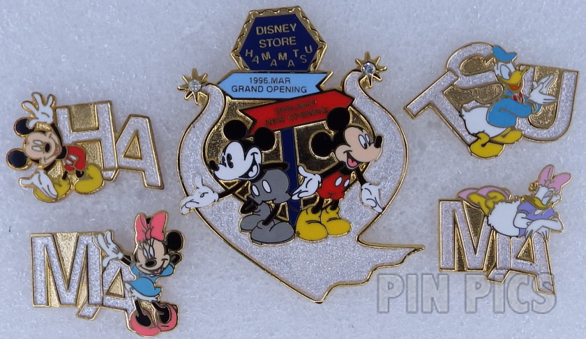 Japan - Pooh and Piglet - On a Rose - Rose Pooh - JDS