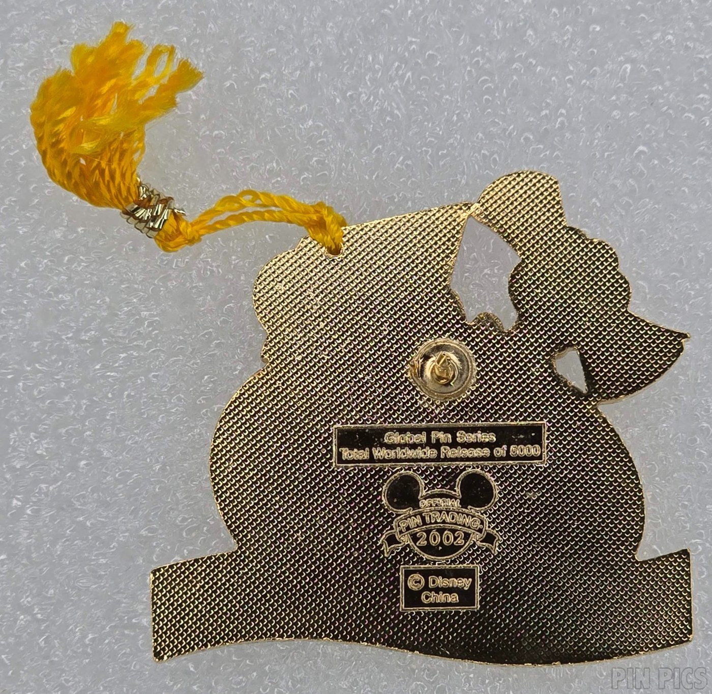 Mickey - Graduation 2002 - Tassle  pin collectible - Main Image 2