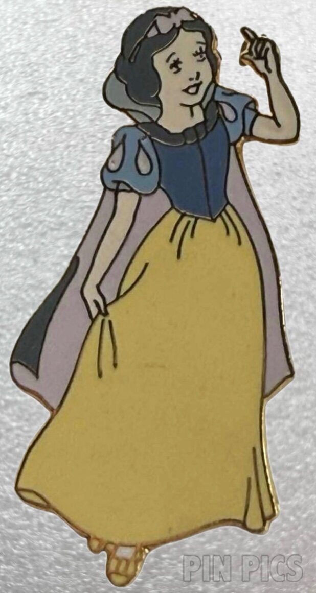 DLR - Pirates of the Caribbean - Memorable Scenes - Dunking the Mayor