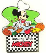 Disney Catalog - Mickey & Friends I Love Pin Trading Boxed Set