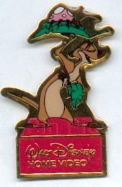 WDW - Pooh - Pooh and Friends on Train Cars Set - Cast Lanyard Series 1 2002 - 2003