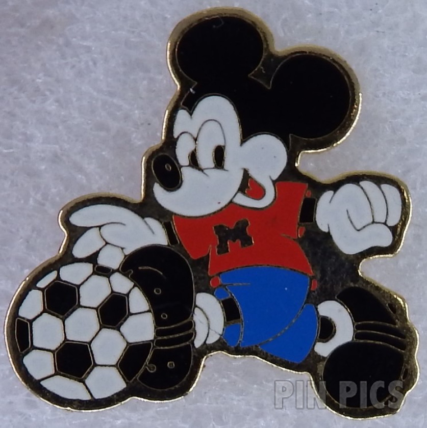 WDW - Pooh - Golfing - Sports Series