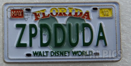 WDW - Quick Service Restaurants - Disney Salutes Series - Dangle - Cast Exclusive