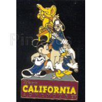 Classic Pose Pooh Yesteryear