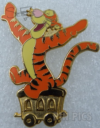 Button - WDW - Earth Day 2002