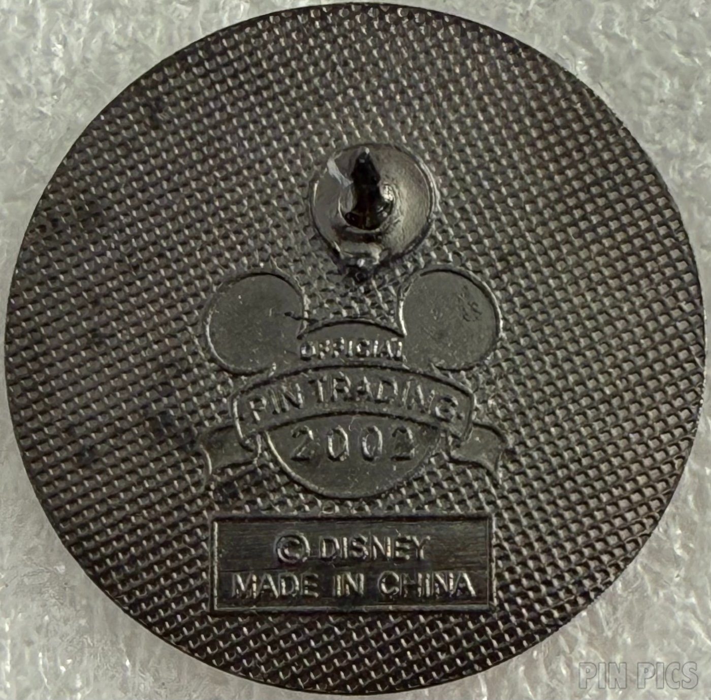 WDW - Mickey - Cross-U Spring 2002 - Cast Exclusive  pin collectible - Main Image 2