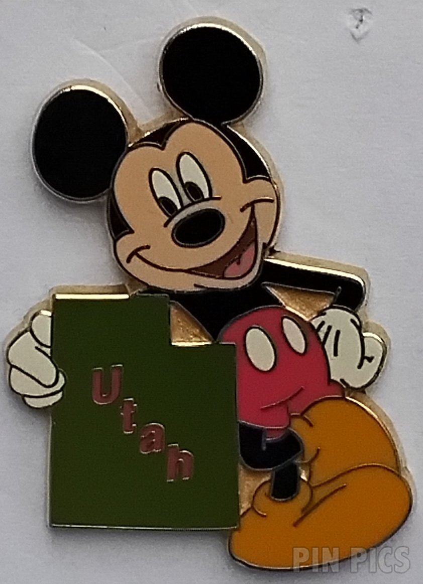 WDW - Canada - Flag - World Showcase