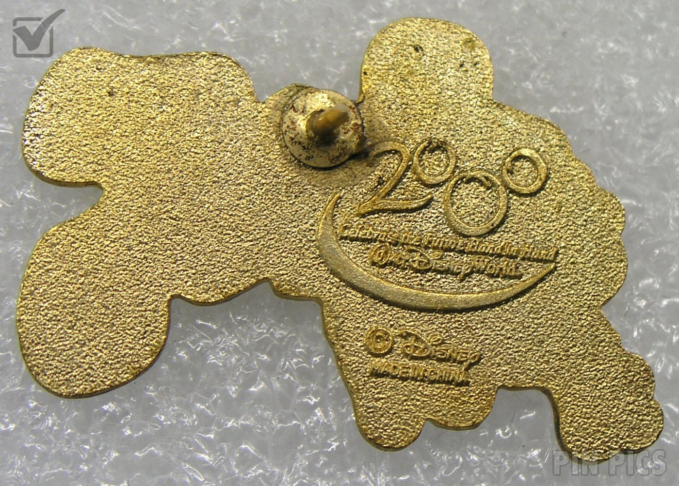 WDW - Mickey Mouse - Scuba Diving - Version 2  pin collectible - Main Image 2