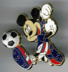 DLR - Partners Statue - Sleeping Beauty Castle