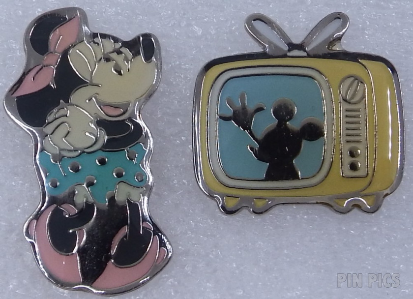 DIS - Mickey - Minnesota - 12 Months of Magic State Series