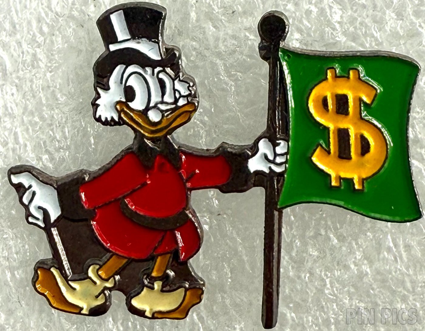 DCL - Goofy Sailor - Sprucing Up The Ship