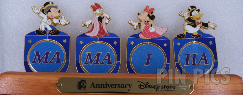 DA - Mickey Mouse Building Pin (Silver Prototype)