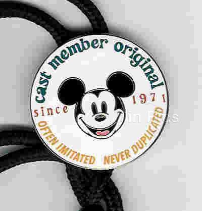 DLR - One Hundred Mickeys Pin Series (MM 012) - Sorcerer Mickey In The Dark