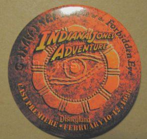 Button - WDW - Magic Kingdom 2000