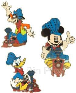 Cinderella - 12 Months of Magic Lanyard Starter Set