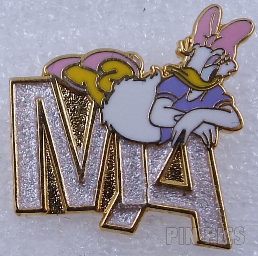 WDW - Goofy - Foot & Hand Prints - Free-D