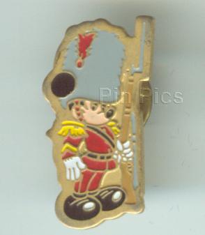 Japan - Mickey Mouse & Pooh - Disney F.I.T. Show - FIT Convention 2001