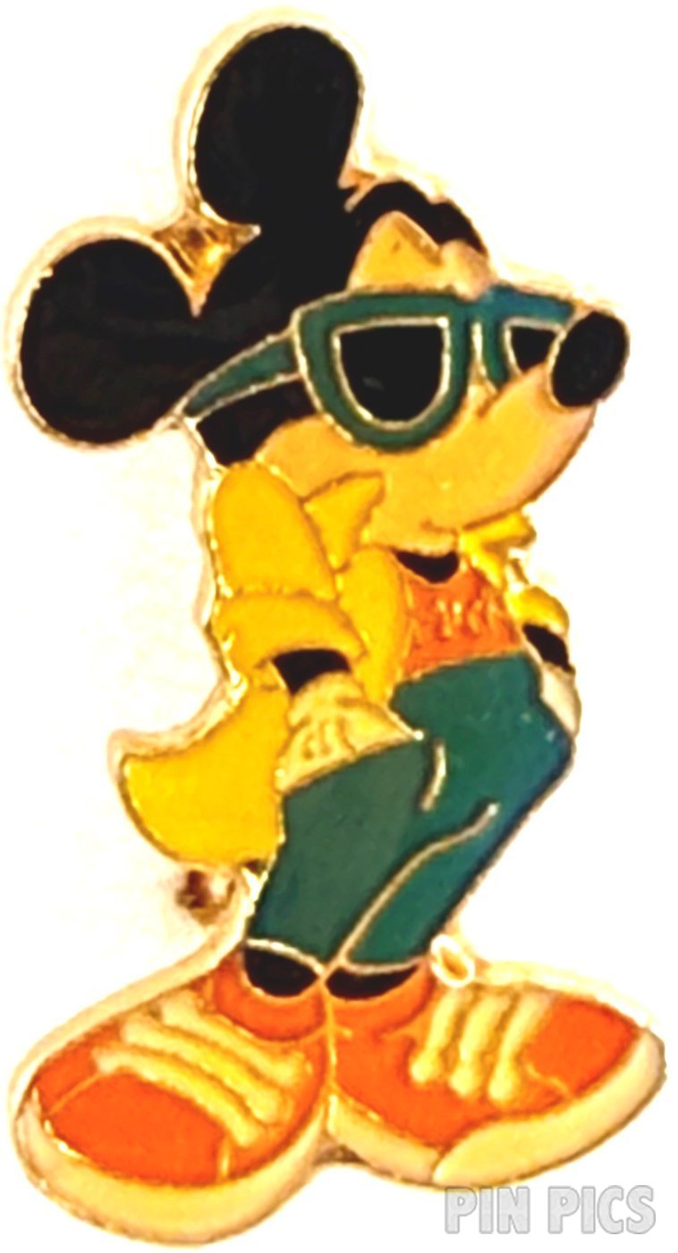 Button - WDW - Cast Member - Lagoona Gator - Typoon Lagoon