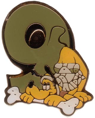 Button - DLR - Mickey Mouse - Disneyland Hotel