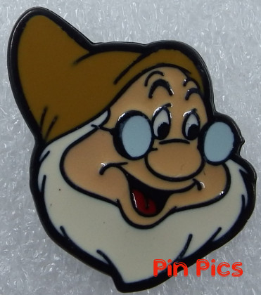 WDW - Chip and Dale - Mickey Shaped Balloon Free-D Series